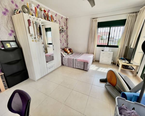 4 slaapkamer Villa te koop in Doña Pepa, Rojales - € 470.000 (Ref: 9995158)