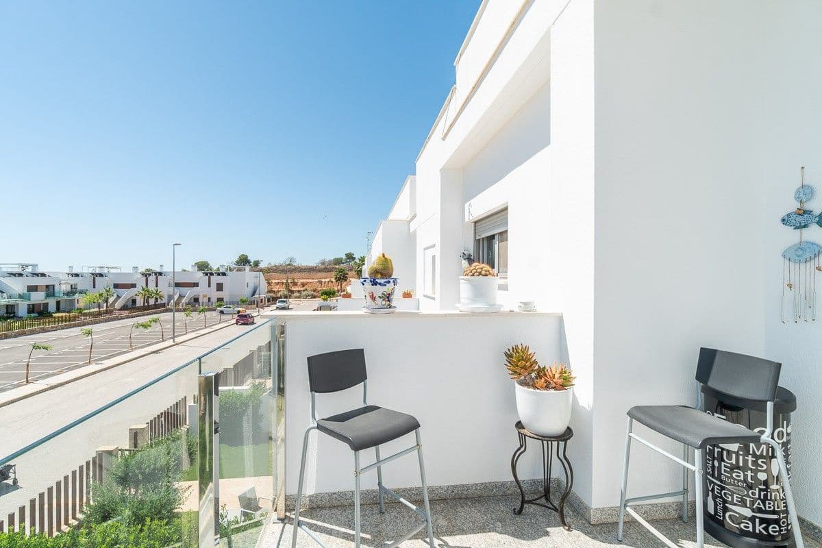 2 slaapkamer Bungalow te koop in Orihuela - € 239.900 (Ref: 9995159)