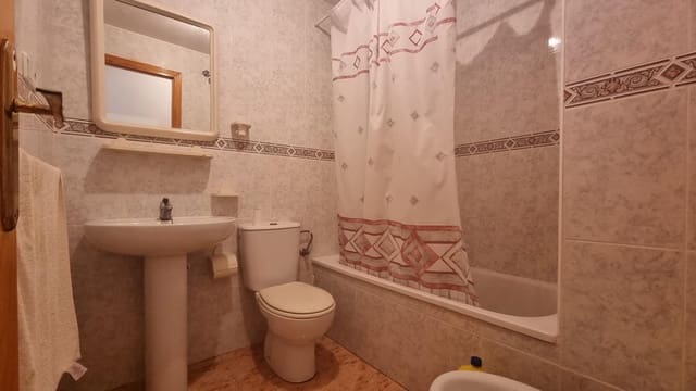 2 sypialnia Apartament na sprzedaż w Torrevieja z basenem - 134 900 € (Ref: 9995164)