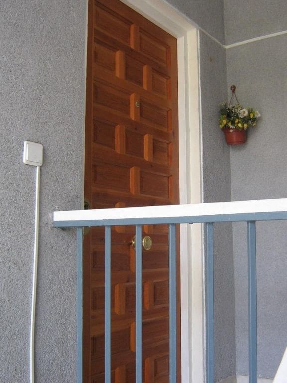 2 slaapkamer Appartement te koop in Torrevieja - € 140.000 (Ref: 9995166)