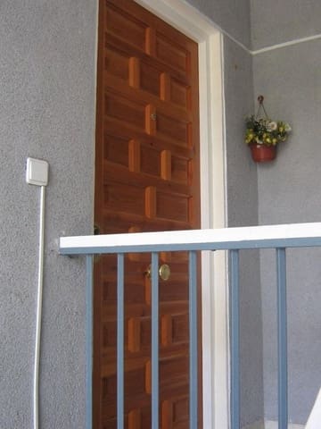 2 slaapkamer Appartement te koop in Torrevieja - € 140.000 (Ref: 9995166)