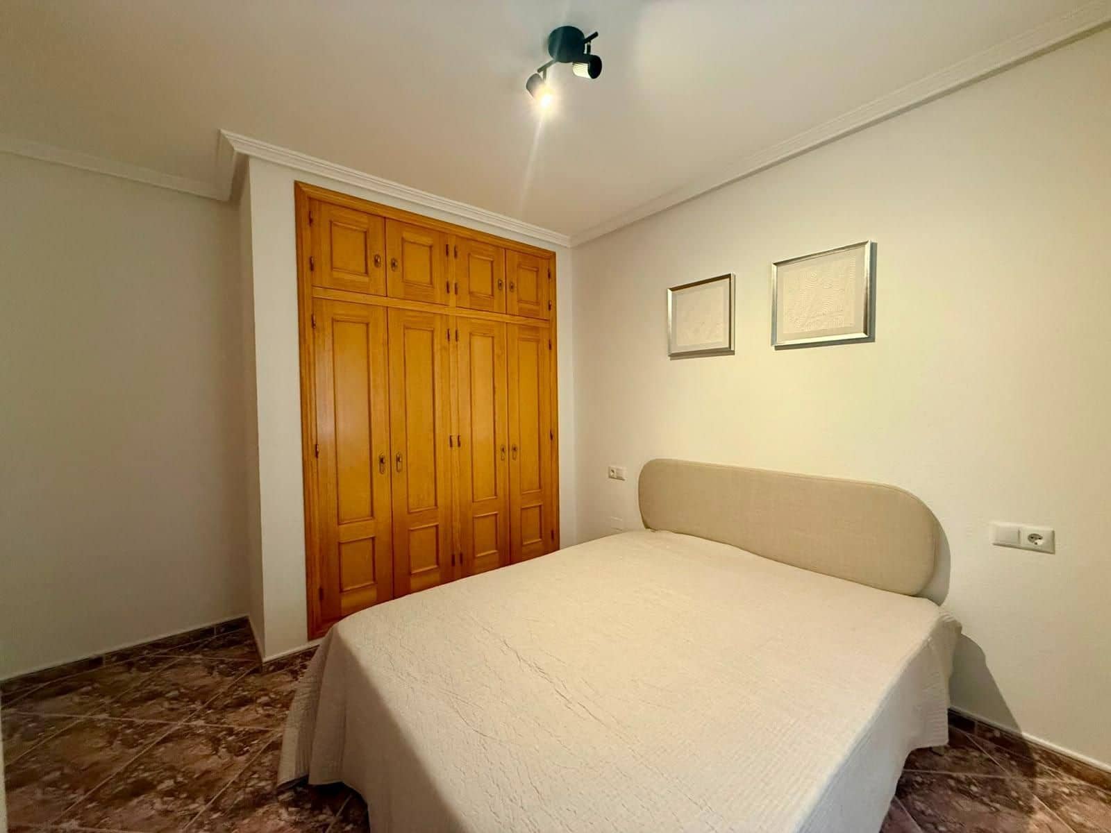 2 sypialnia Apartament na sprzedaż w Torrevieja - 159 900 € (Ref: 9995167)