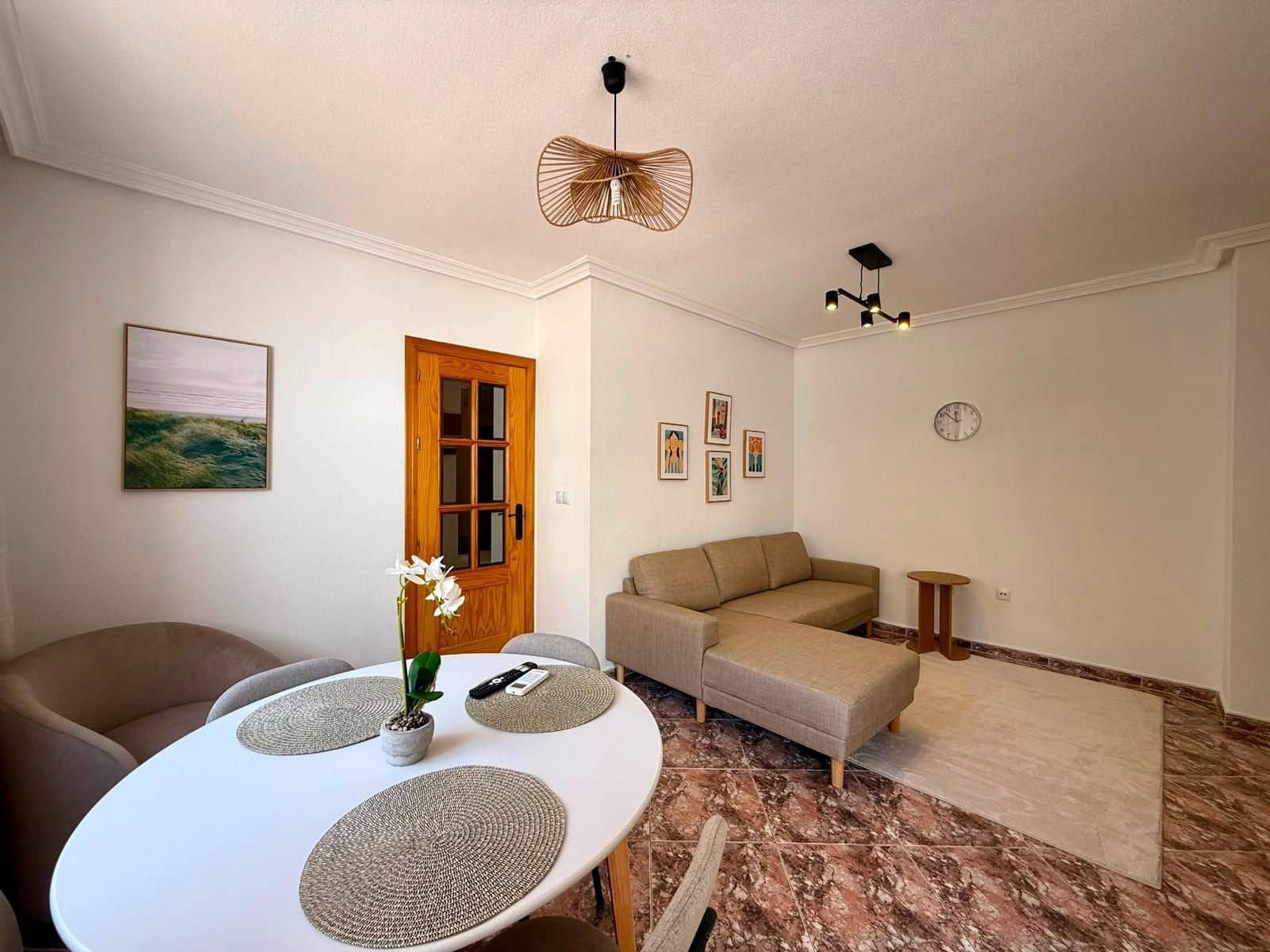 2 sypialnia Apartament na sprzedaż w Torrevieja - 159 900 € (Ref: 9995167)