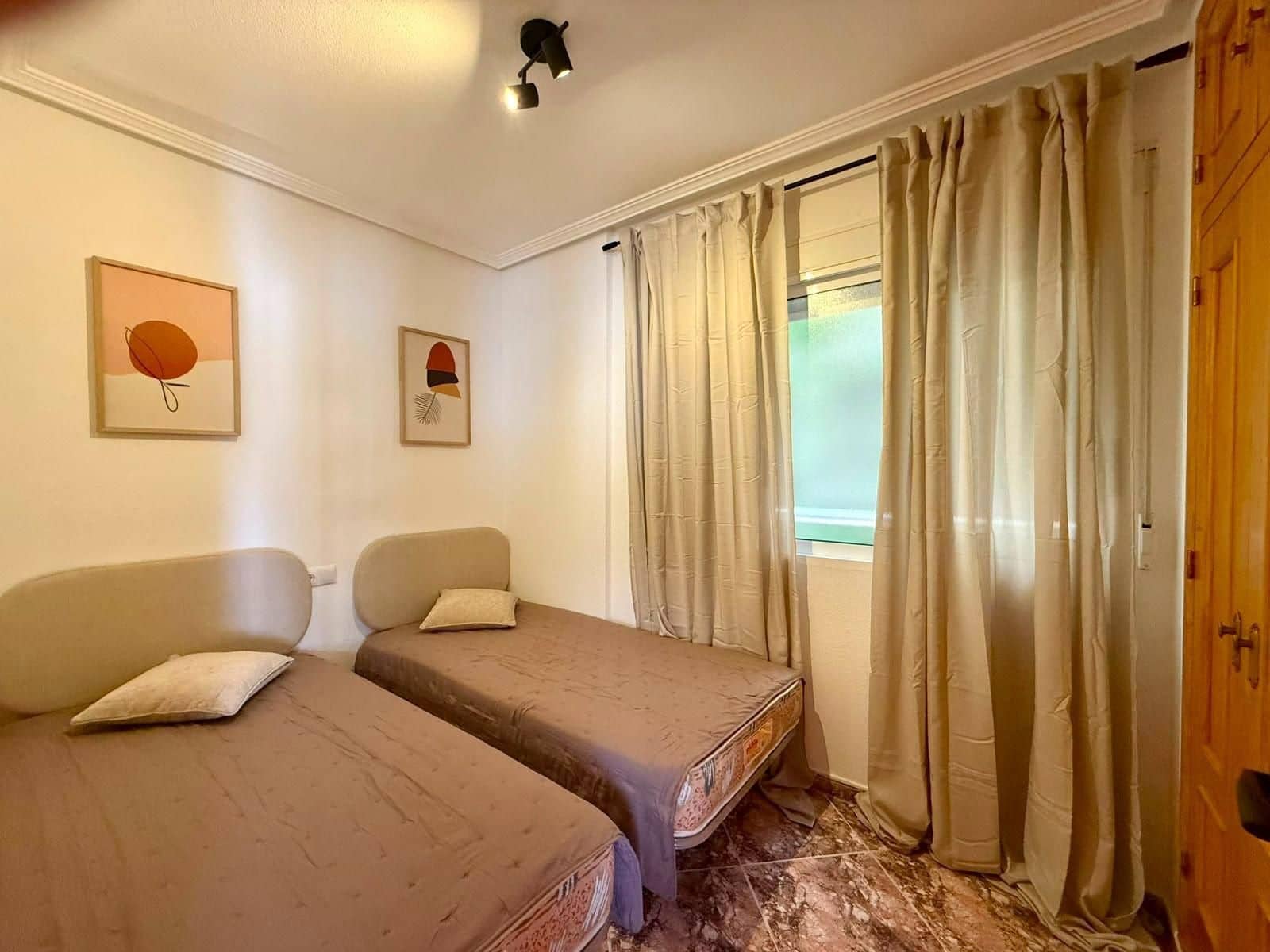 2 sypialnia Apartament na sprzedaż w Torrevieja - 159 900 € (Ref: 9995167)