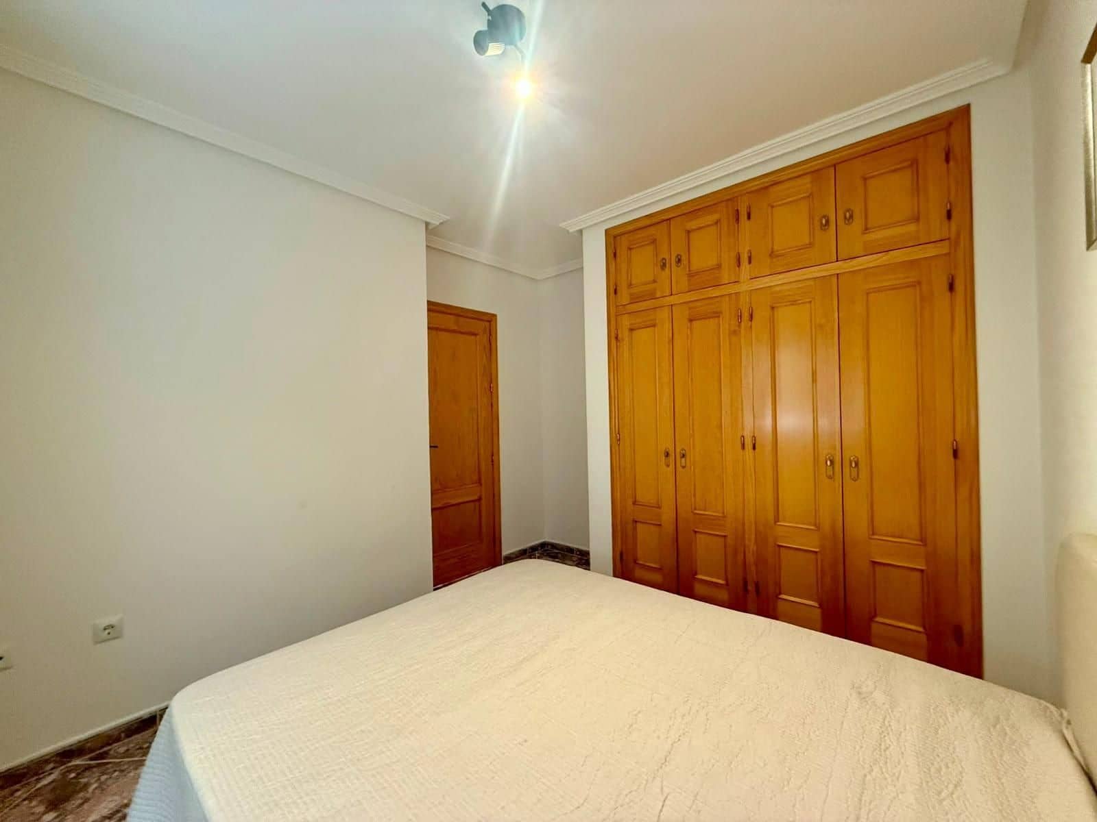 2 sypialnia Apartament na sprzedaż w Torrevieja - 159 900 € (Ref: 9995167)
