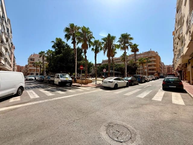 2 sypialnia Apartament na sprzedaż w Torrevieja - 159 900 € (Ref: 9995167)