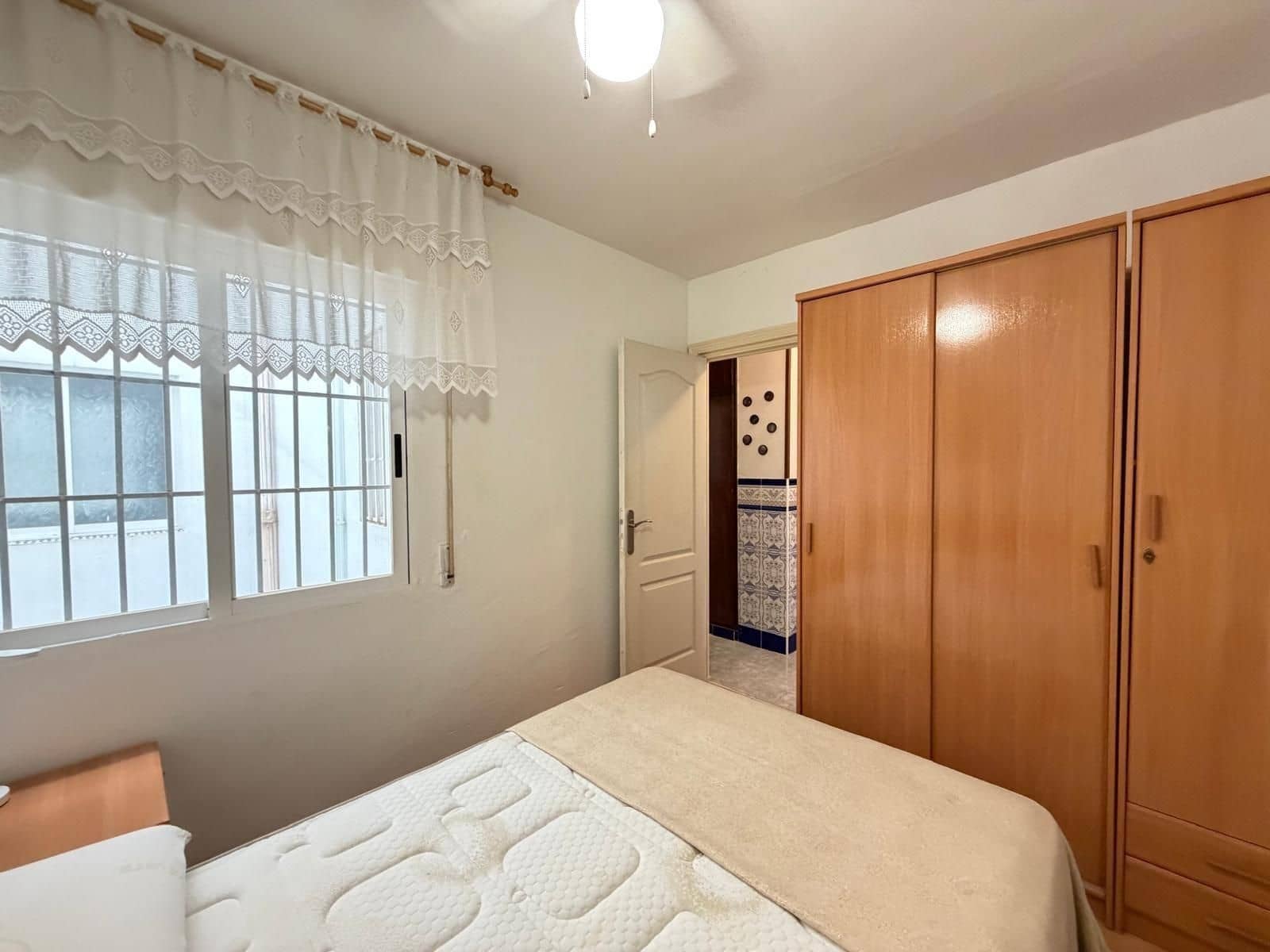 1 sypialnia Apartament na sprzedaż w Torrevieja - 110 000 € (Ref: 9995824)