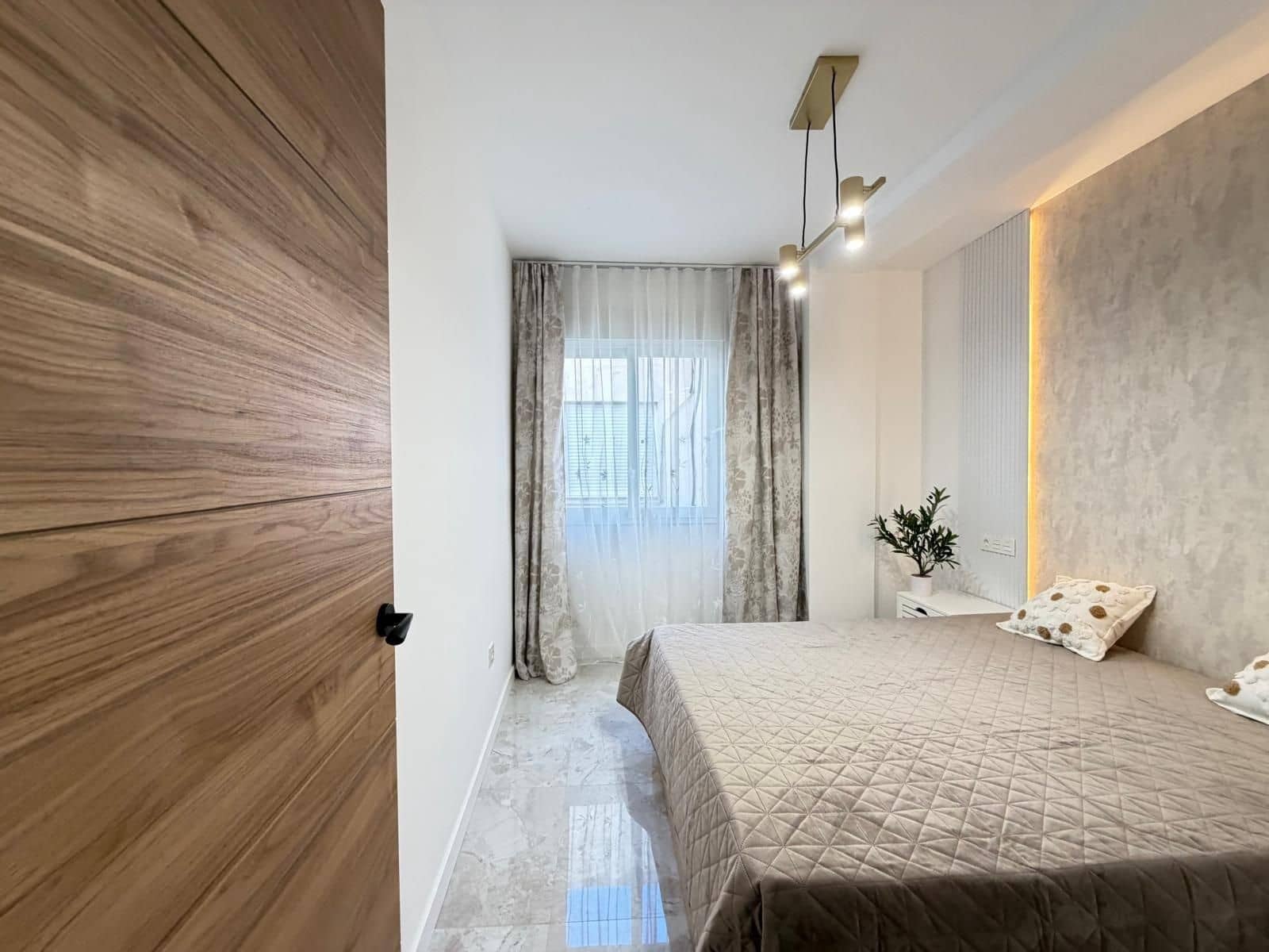 3 slaapkamer Penthouse te koop in Torrevieja - € 229.000 (Ref: 9995825)