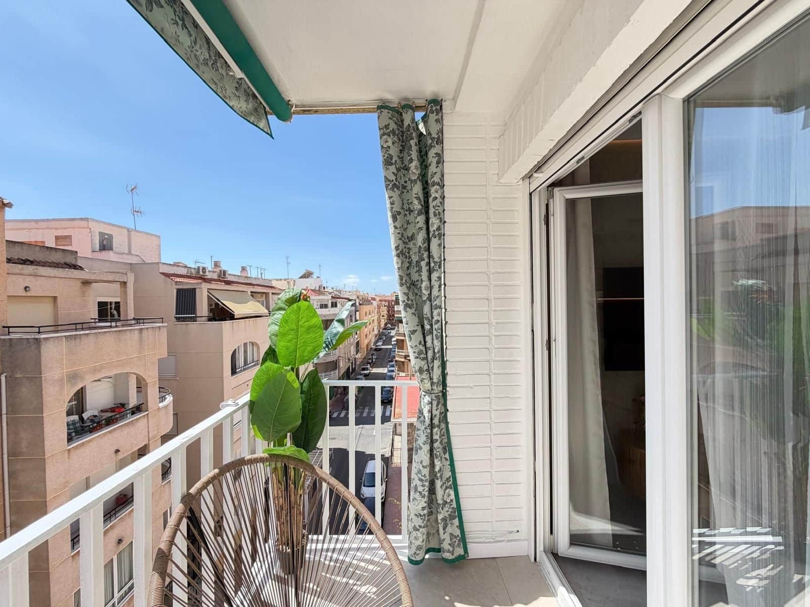 3 slaapkamer Penthouse te koop in Torrevieja - € 229.000 (Ref: 9995825)