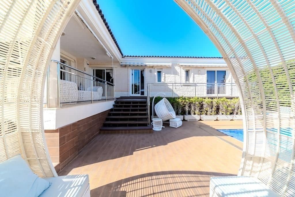 5 slaapkamer Villa te koop in La Mata - € 1.170.000 (Ref: 9995827)
