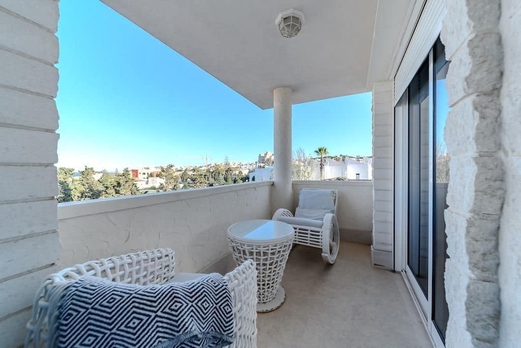 5 slaapkamer Villa te koop in La Mata - € 1.170.000 (Ref: 9995827)