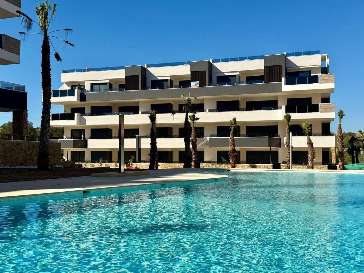 2 makuuhuone Kattohuoneisto myytävänä paikassa Orihuela Costa - 364 900 € (Ref: 9995828)
