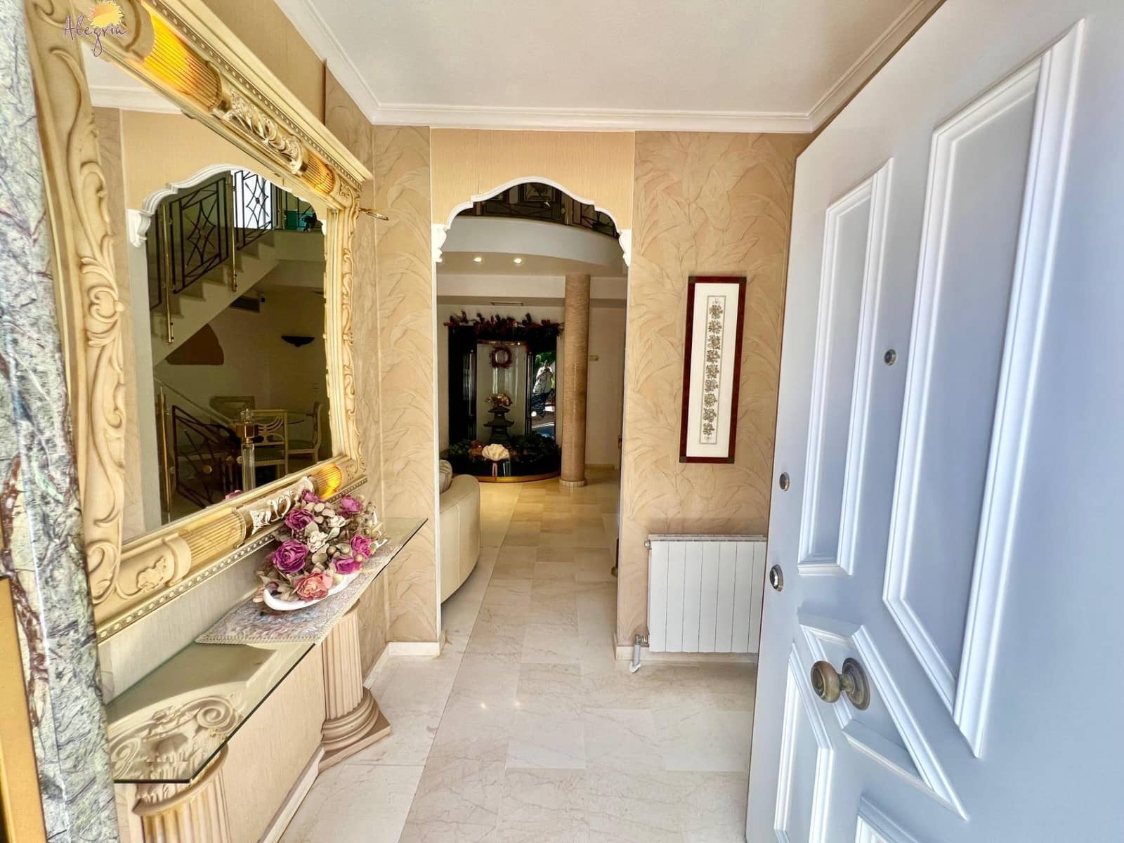 3 slaapkamer Villa te koop in La Siesta met zwembad - € 490.000 (Ref: 9995830)