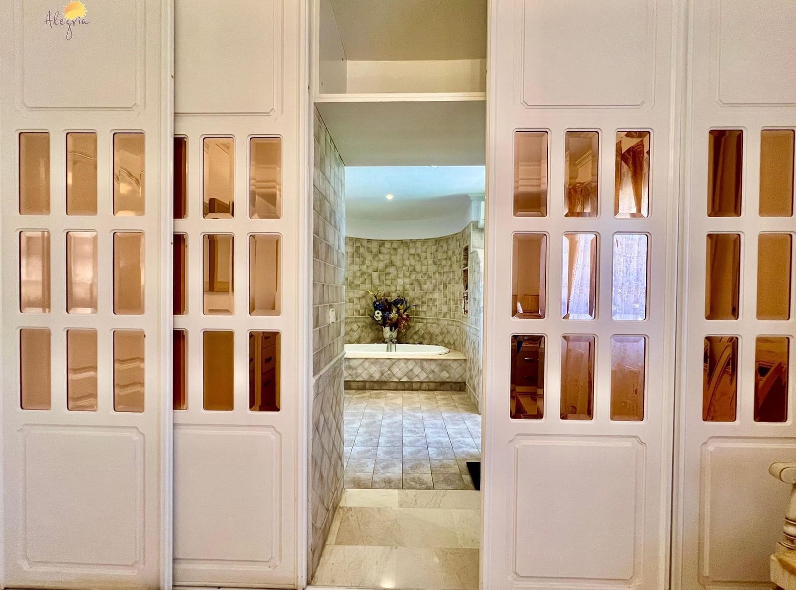 3 slaapkamer Villa te koop in La Siesta met zwembad - € 490.000 (Ref: 9995830)