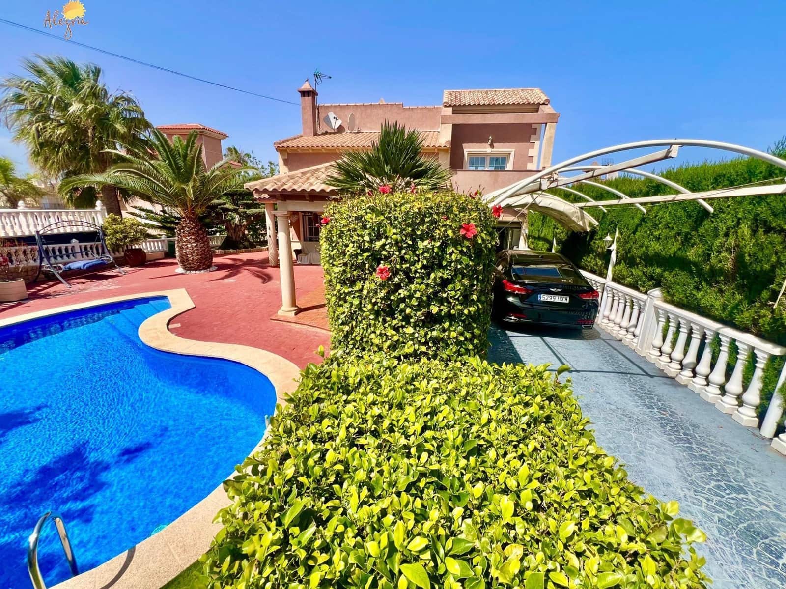 3 slaapkamer Villa te koop in La Siesta met zwembad - € 490.000 (Ref: 9995830)