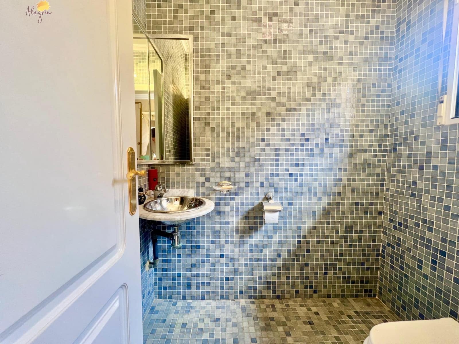 3 slaapkamer Villa te koop in La Siesta met zwembad - € 490.000 (Ref: 9995830)