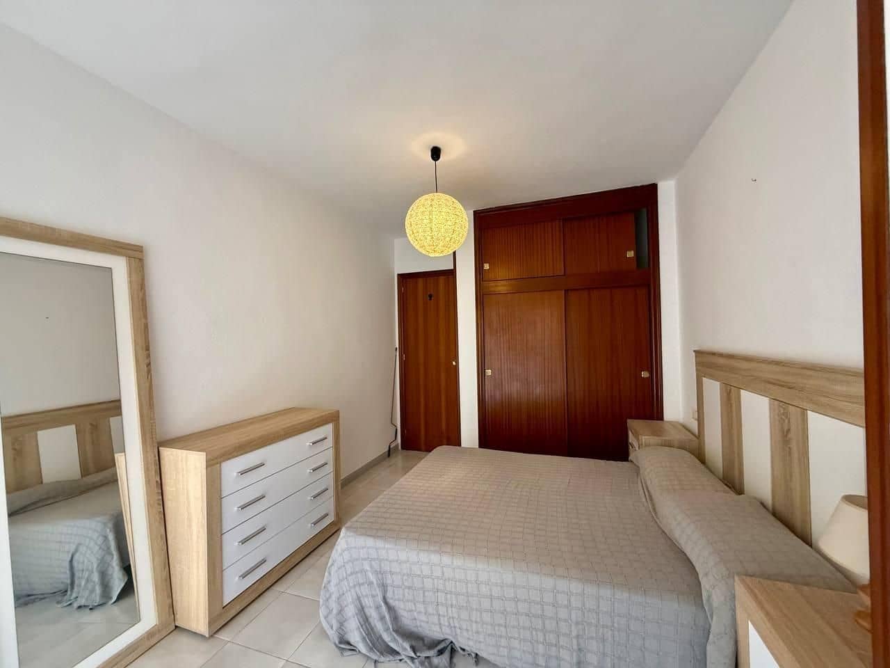 2 bedroom Apartment for sale in Torrevieja - € 129,000 (Ref: 9995836)