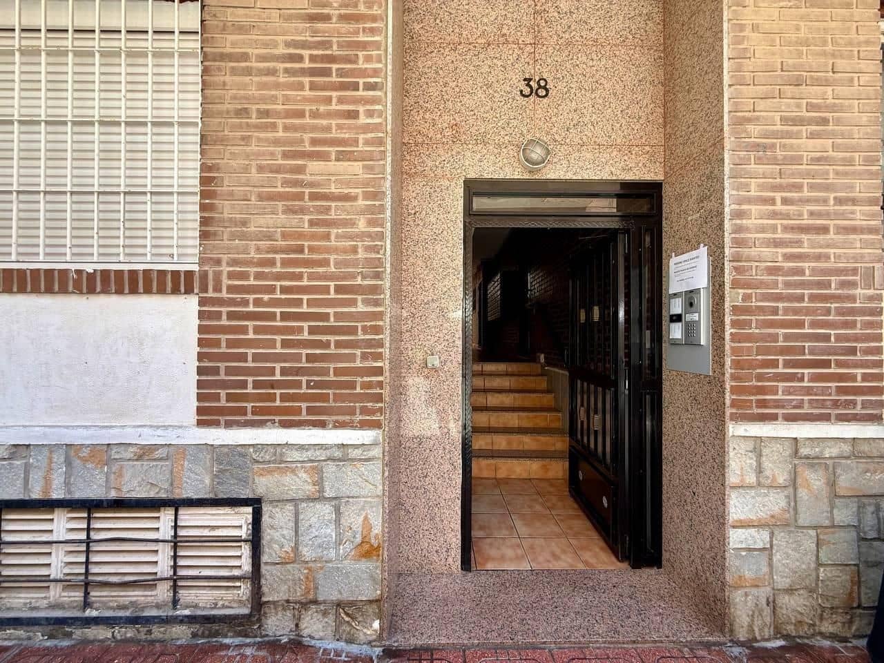 2 bedroom Apartment for sale in Torrevieja - € 129,000 (Ref: 9995836)