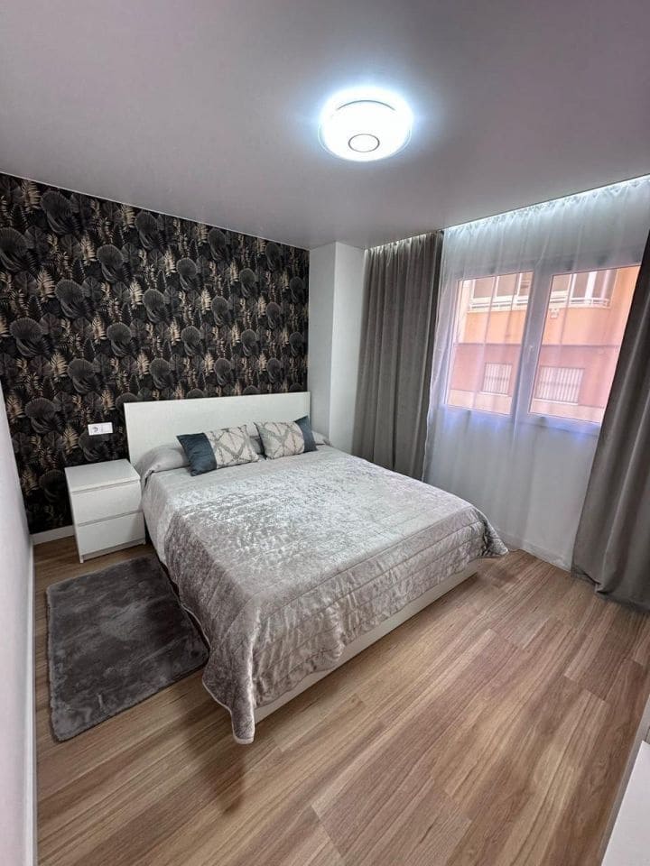 2 camera da letto Appartamento in vendita in Torrevieja con piscina - 140.000 € (Rif: 9995837)