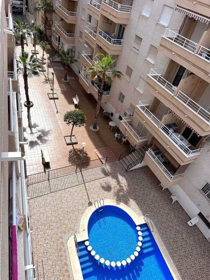 2 camera da letto Appartamento in vendita in Torrevieja con piscina - 140.000 € (Rif: 9995837)