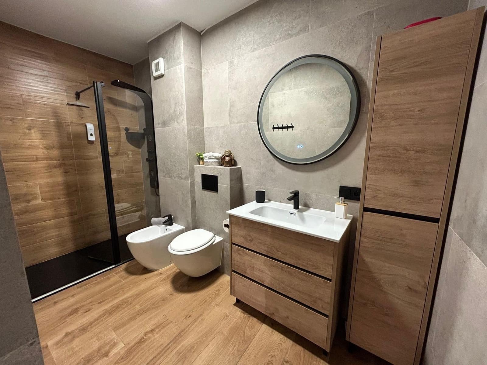 3 slaapkamer Appartement te koop in Torrevieja - € 239.900 (Ref: 9995840)