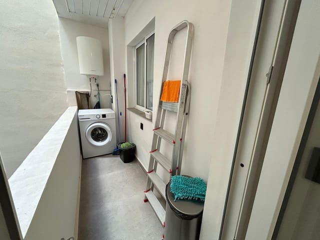 3 slaapkamer Appartement te koop in Torrevieja - € 239.900 (Ref: 9995840)
