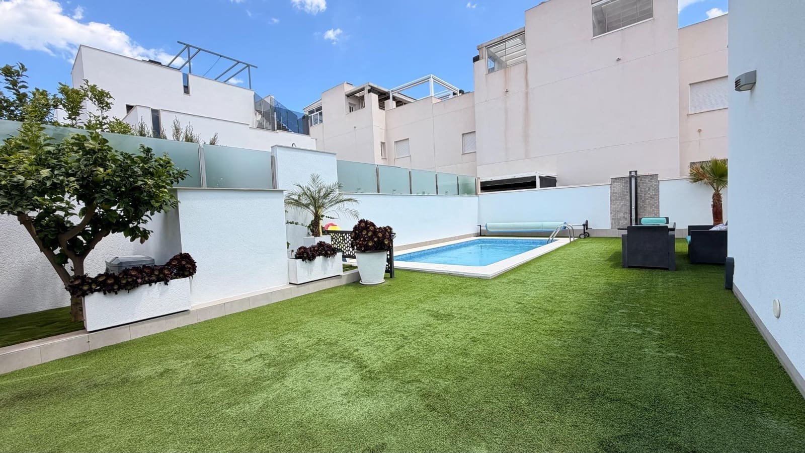 5 slaapkamer Villa te koop in Aguas Nuevas met zwembad - € 558.900 (Ref: 9995850)