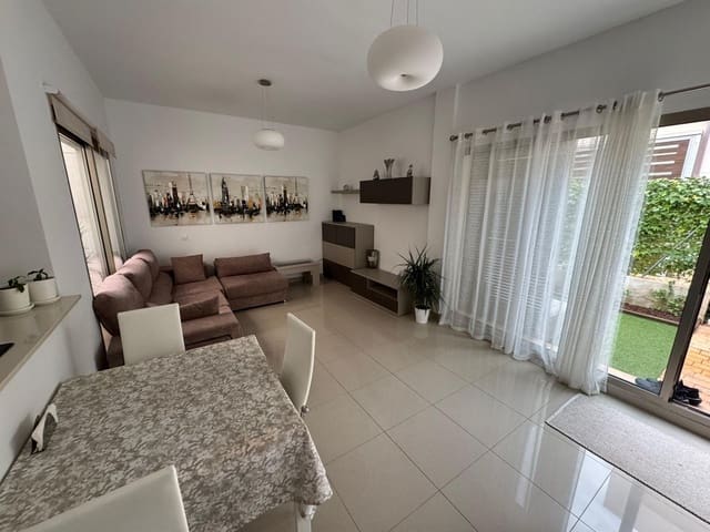 3 soveværelse Semi-Rækkehus til salg i Punta Prima, Torrevieja med swimmingpool - € 375.000 (Ref: 9995856)