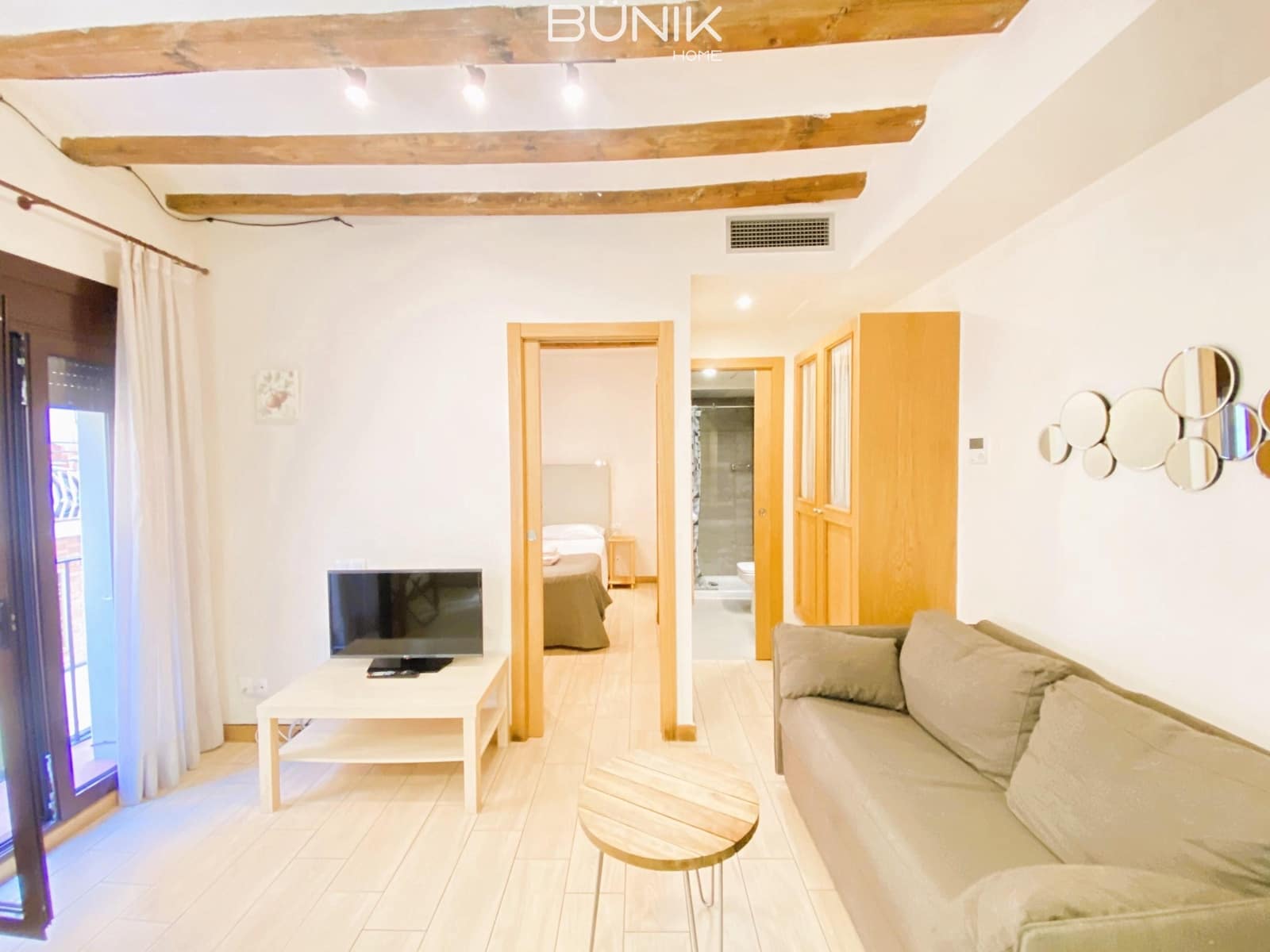 1 soveværelse Lejlighed til leje i Barcelona by - € 1.350 (Ref: 8406186)