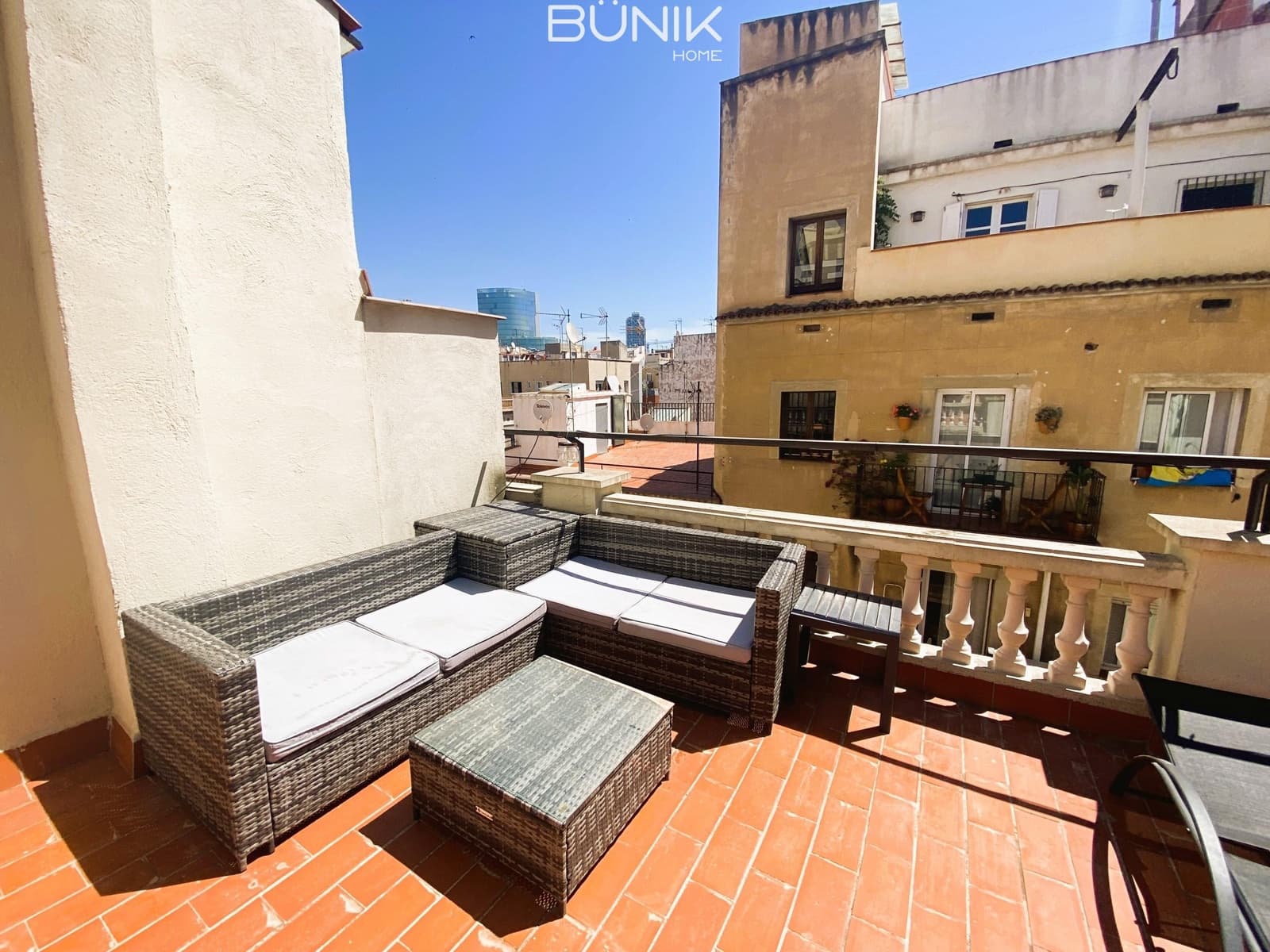 1 soveværelse Lejlighed til leje i Barcelona by - € 1.350 (Ref: 8406186)