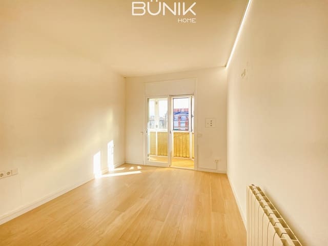 3 slaapkamer Flat te koop in La Dreta de L'Eixample, Barcelona stad - € 700.000 (Ref: 9797421)