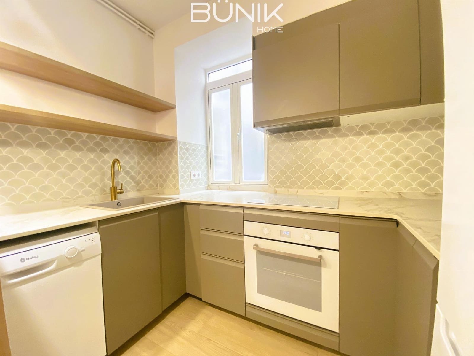 3 slaapkamer Flat te koop in Barcelona stad - € 700.000 (Ref: 9797421)