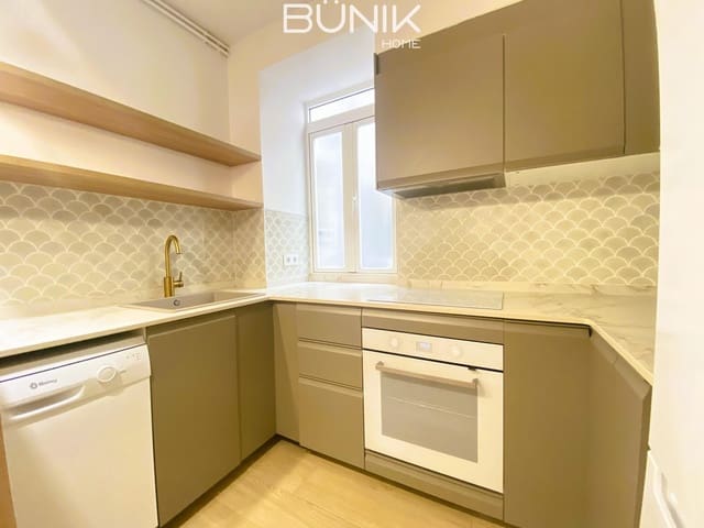 3 slaapkamer Flat te koop in La Dreta de L'Eixample, Barcelona stad - € 700.000 (Ref: 9797421)