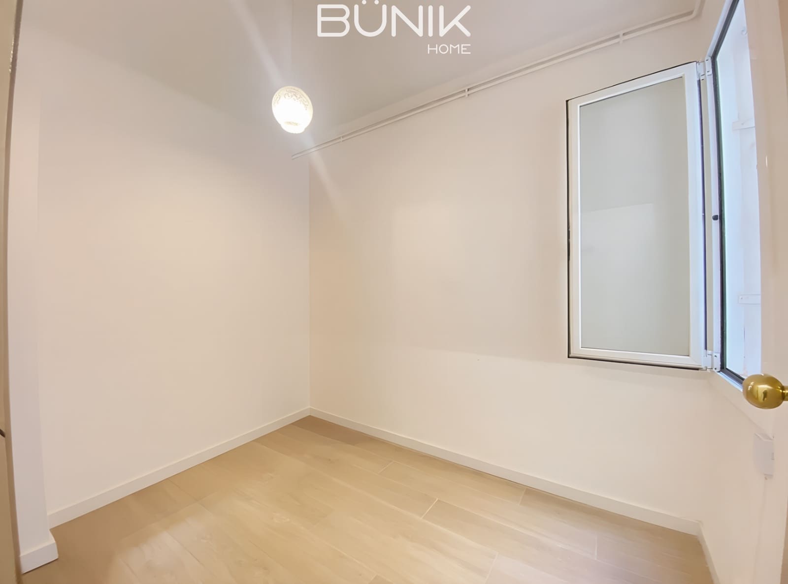 3 slaapkamer Flat te koop in Barcelona stad - € 700.000 (Ref: 9797421)