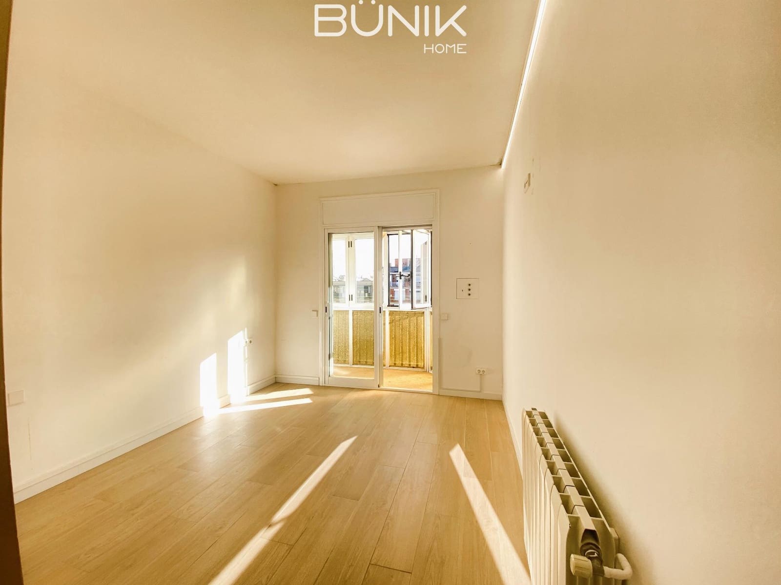 3 slaapkamer Flat te koop in Barcelona stad - € 700.000 (Ref: 9797421)