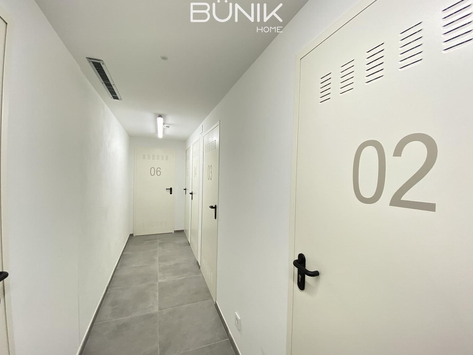 3 slaapkamer Flat te huur in Barcelona stad met zwembad garage - € 3.600 (Ref: 9807472)