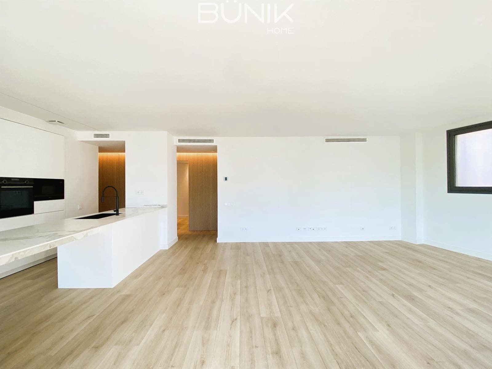 3 slaapkamer Flat te huur in Barcelona stad met zwembad garage - € 3.600 (Ref: 9807472)