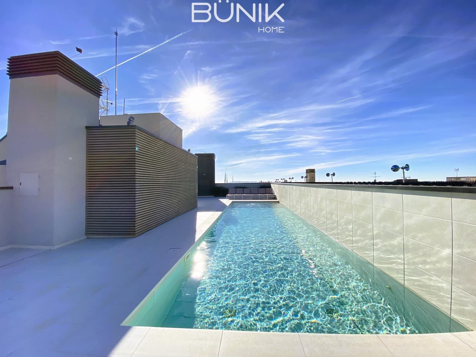 3 slaapkamer Flat te huur in Barcelona stad met zwembad garage - € 3.600 (Ref: 9807472)