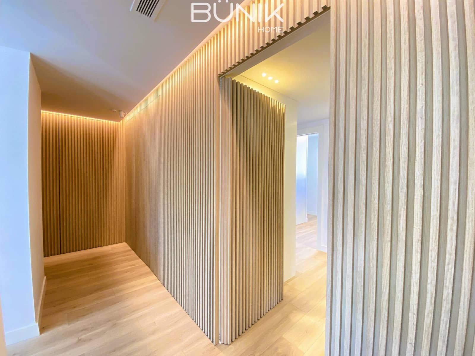 3 slaapkamer Flat te huur in Barcelona stad met zwembad garage - € 3.600 (Ref: 9807472)