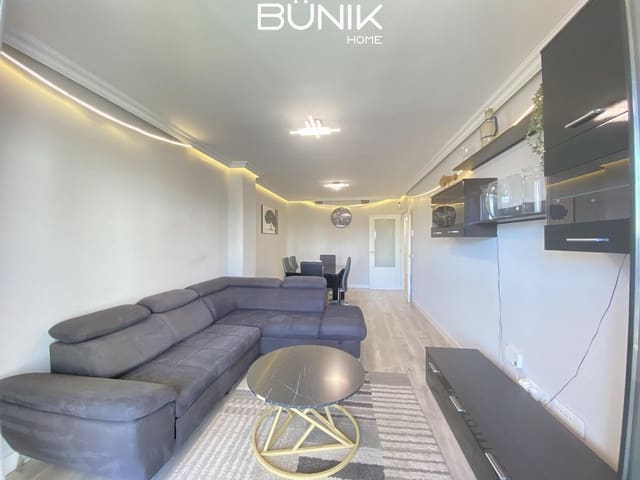 3 bedroom Flat for sale in Badalona with pool garage - € 589,000 (Ref: 9820555)