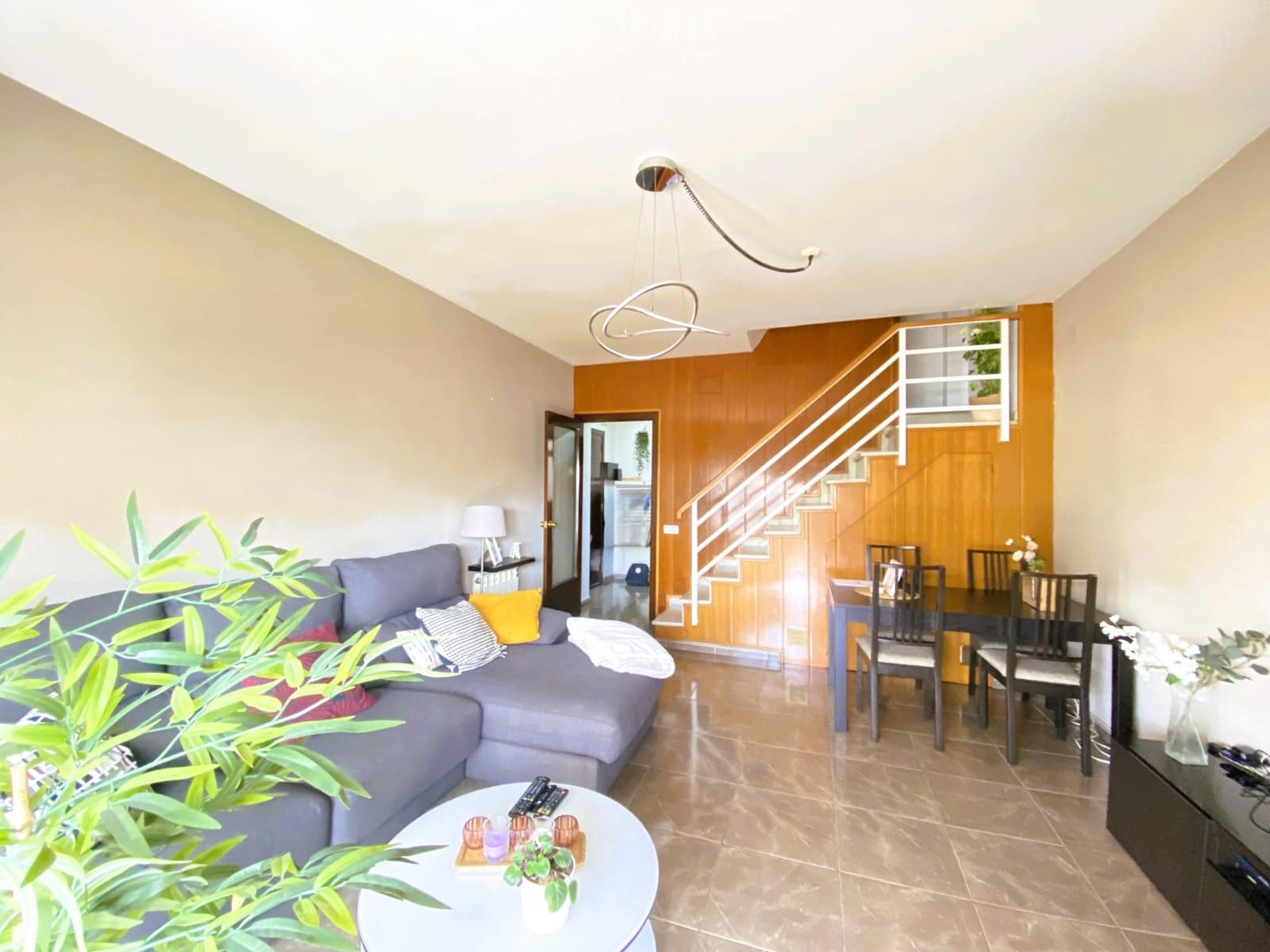 4 slaapkamer Appartement te koop in L'Hospitalet de Llobregat - € 335.000 (Ref: 9830388)