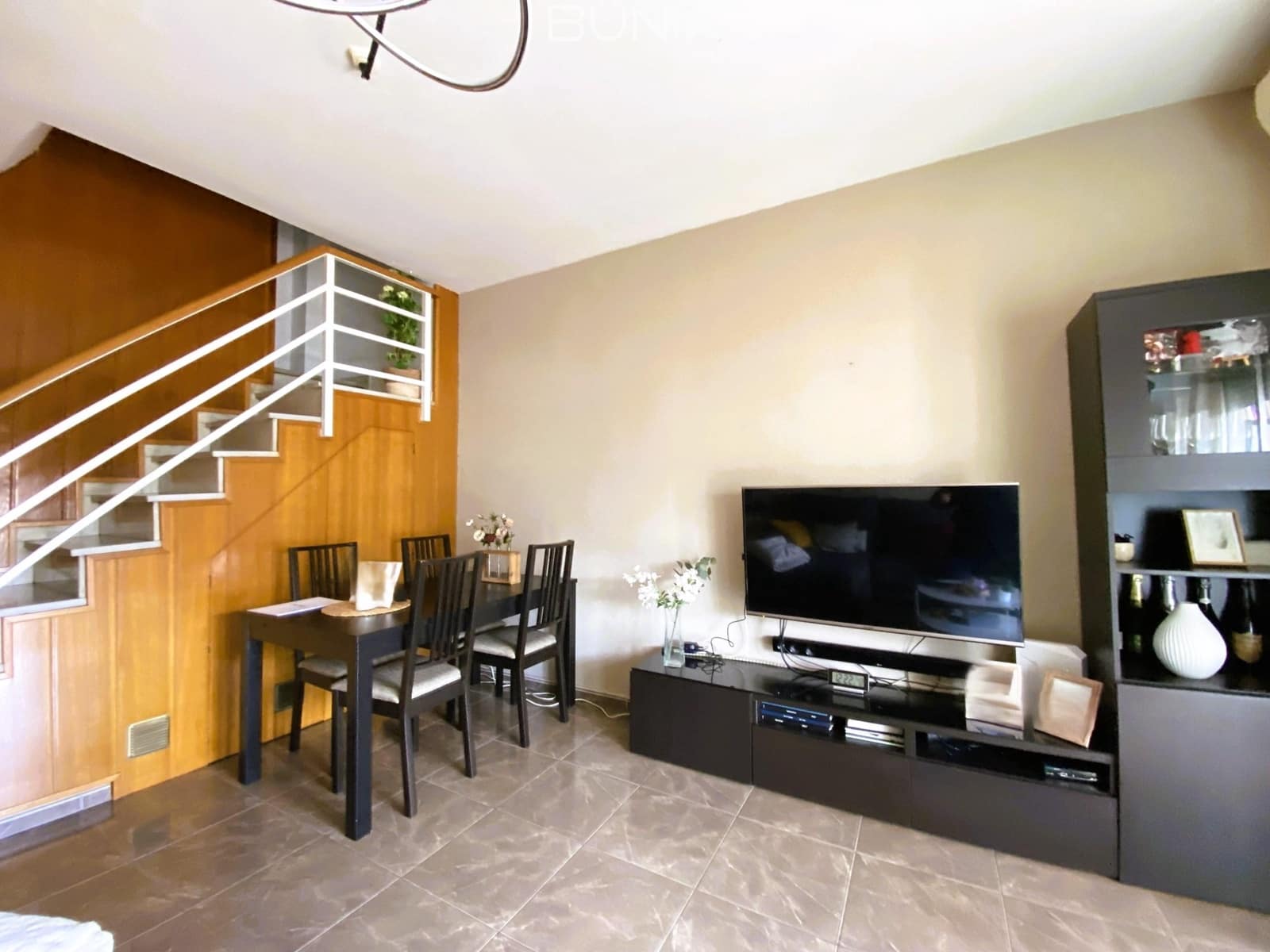 4 slaapkamer Appartement te koop in L'Hospitalet de Llobregat - € 335.000 (Ref: 9830388)