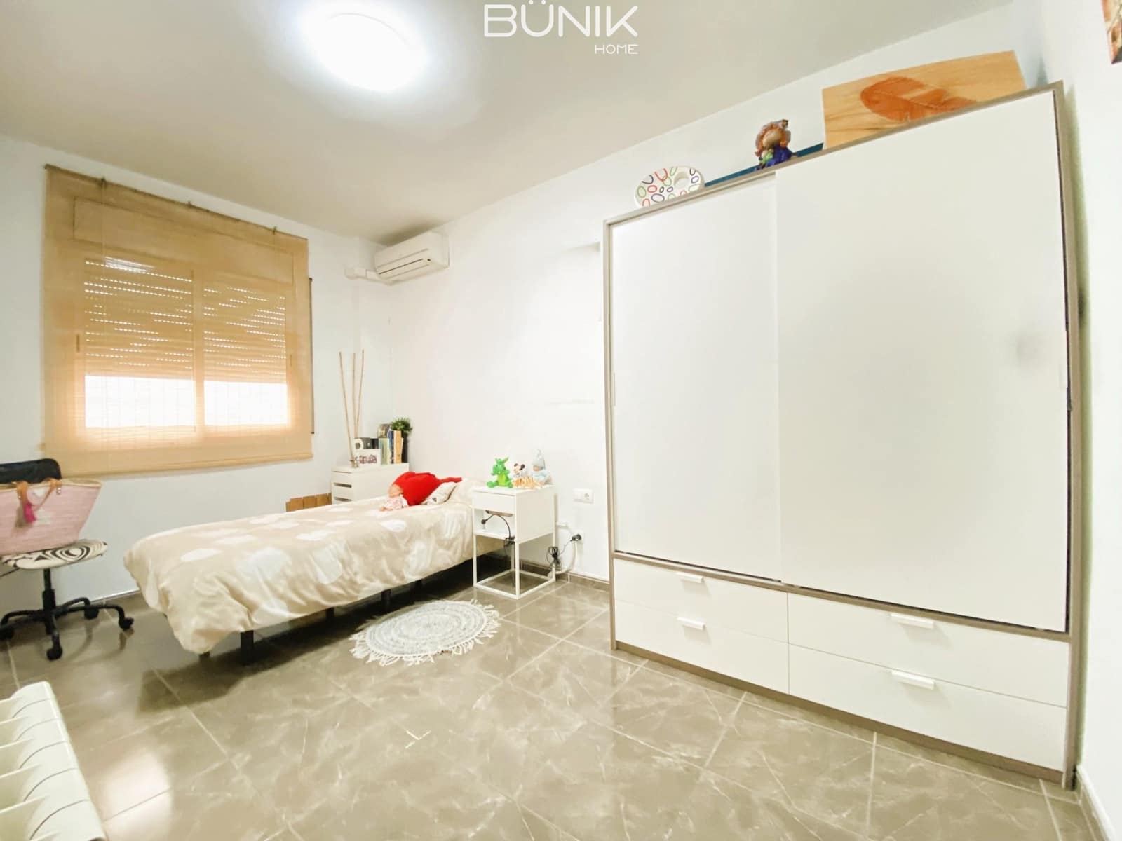 4 slaapkamer Appartement te koop in L'Hospitalet de Llobregat - € 335.000 (Ref: 9830388)