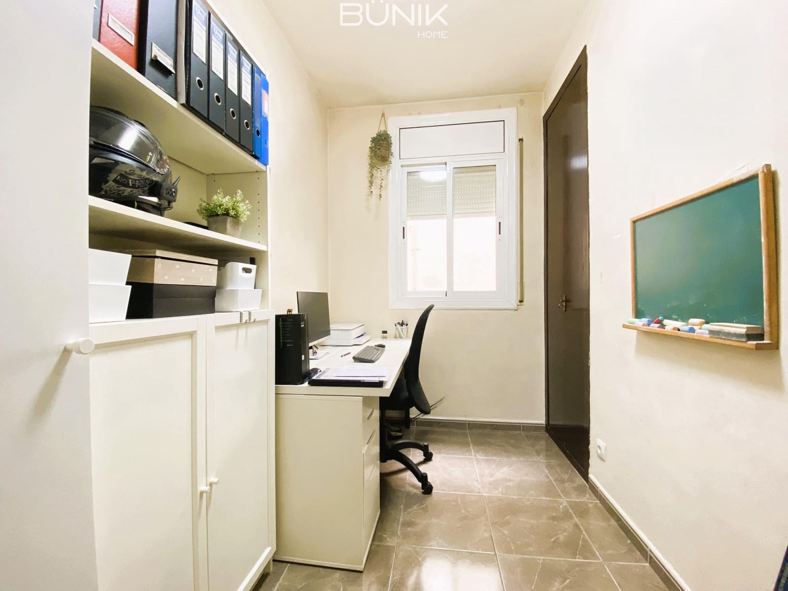 4 slaapkamer Appartement te koop in L'Hospitalet de Llobregat - € 335.000 (Ref: 9830388)