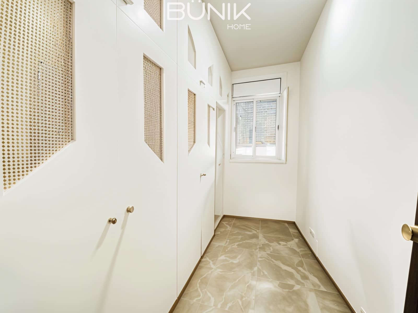 4 slaapkamer Appartement te koop in L'Hospitalet de Llobregat - € 335.000 (Ref: 9830388)