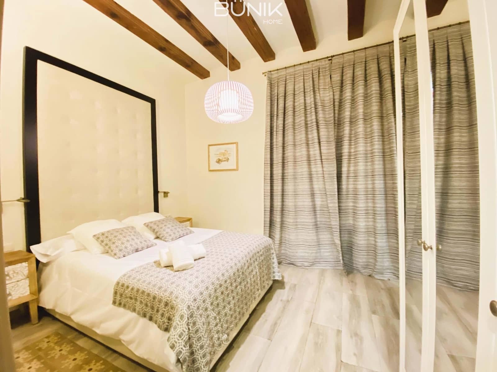 2 bedroom Flat for rent in Barcelona city - € 2,000 (Ref: 9834822)