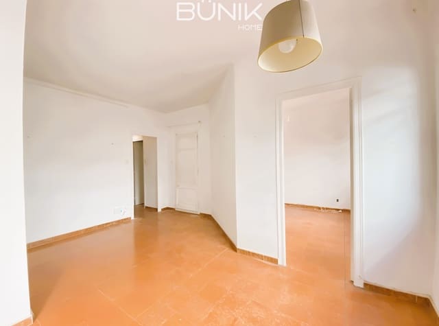 Piso de 2 habitaciones en La Vila de Gràcia, Barcelona ciudad en venta - 290.000 € (Ref: 9850596)