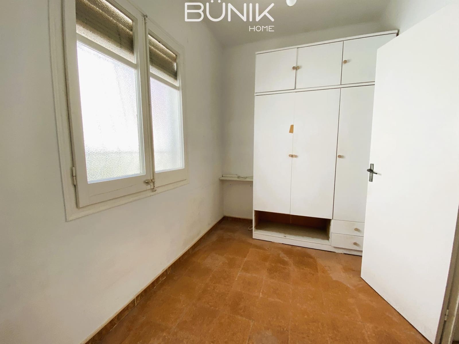 Piso de 2 habitaciones en Barcelona ciudad en venta - 290.000 € (Ref: 9850596)