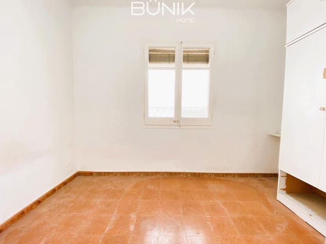 Piso de 2 habitaciones en La Vila de Gràcia, Barcelona ciudad en venta - 290.000 € (Ref: 9850596)