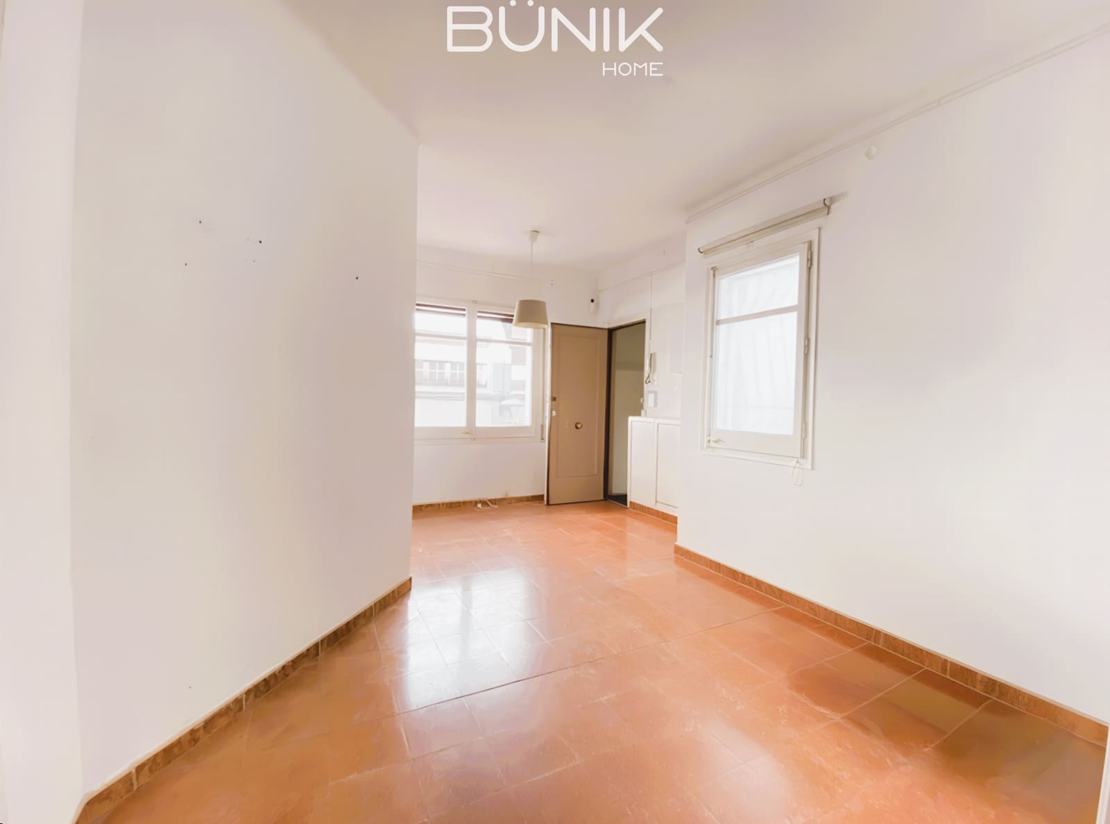 Piso de 2 habitaciones en Barcelona ciudad en venta - 290.000 € (Ref: 9850596)